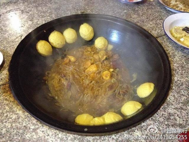 吃貨去哈爾濱一定要吃哪些當?shù)氐男〕裕?></a></p>

<p>（6）紅腸干腸也不錯，可以帶回去點</p>
<p><a href=