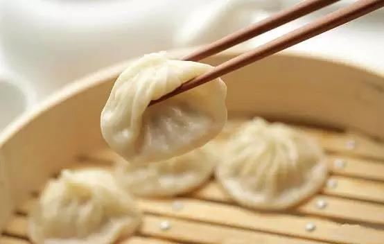 上海有哪些著名的小吃？有什么推薦嗎？