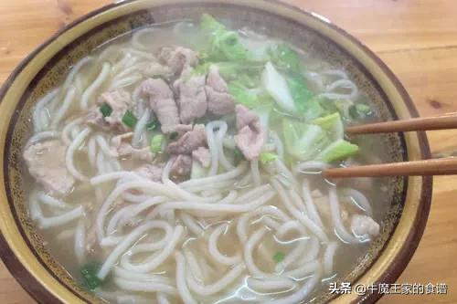 江西美食小吃，聽的最多的是炒米粉、拌米粉，還有什么特色美食推薦嗎？