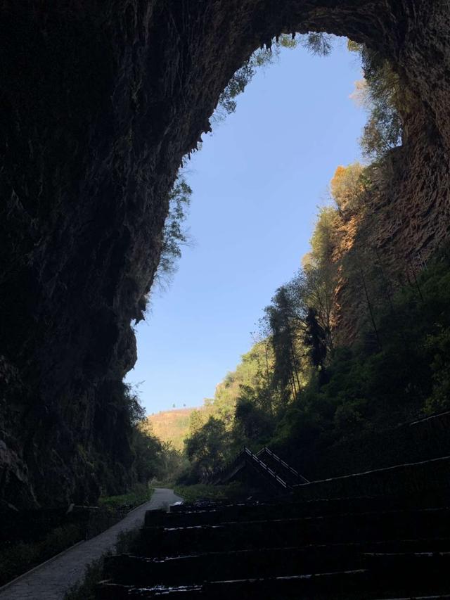 除了織金洞，安順龍宮外，您還知道貴州有哪些溶洞？